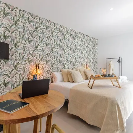 Cervantes Apart-hotel *