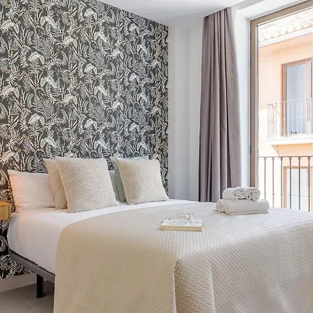 Cervantes Apart-hotel