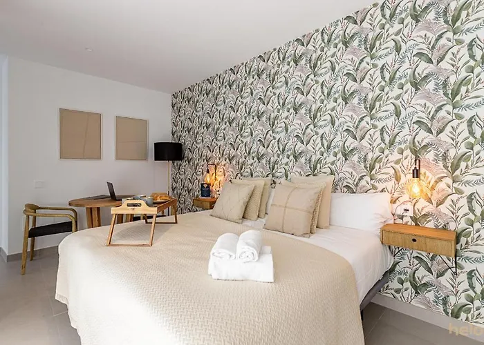 Lägenhetshotell Cervantes 3*