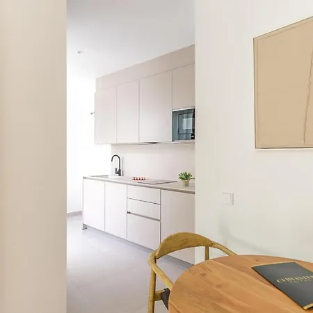 Aparthotel Cervantes *