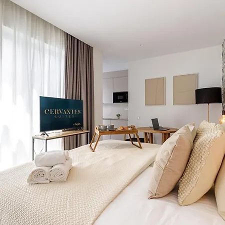 Aparthotel Cervantes *
