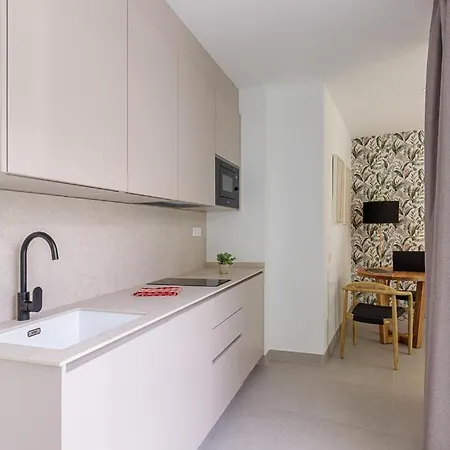 Cervantes Aparthotel