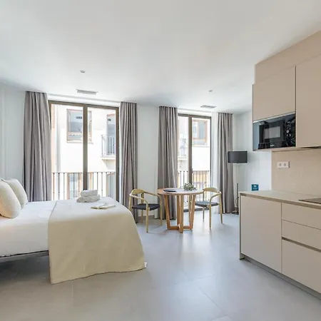 Cervantes Aparthotel